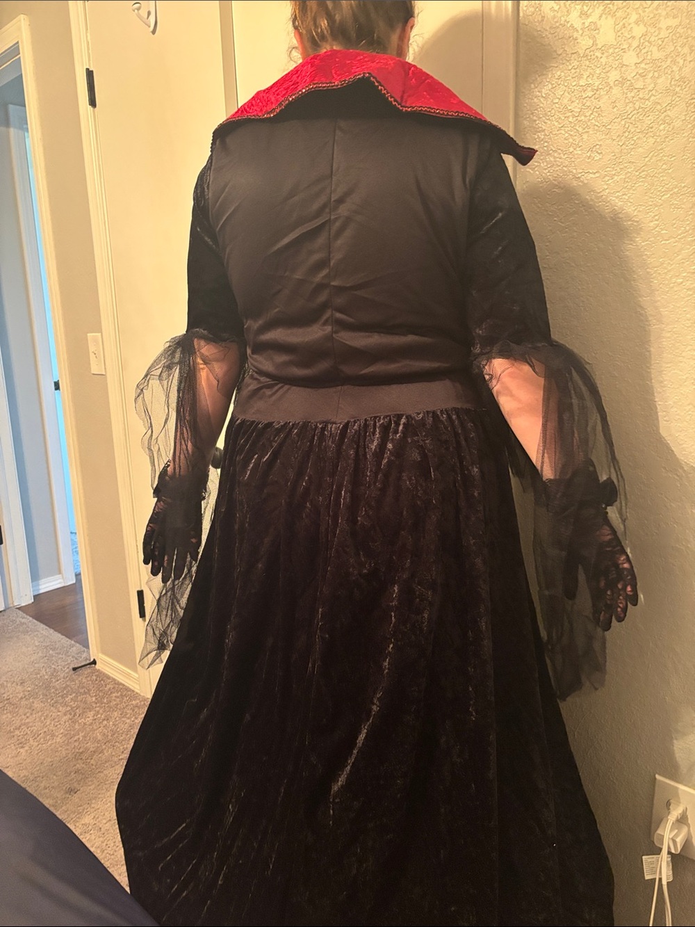 Spirit Black and Red Velvet Gothic Vampire Costume Plus Size Dress - Picture 2 of 2